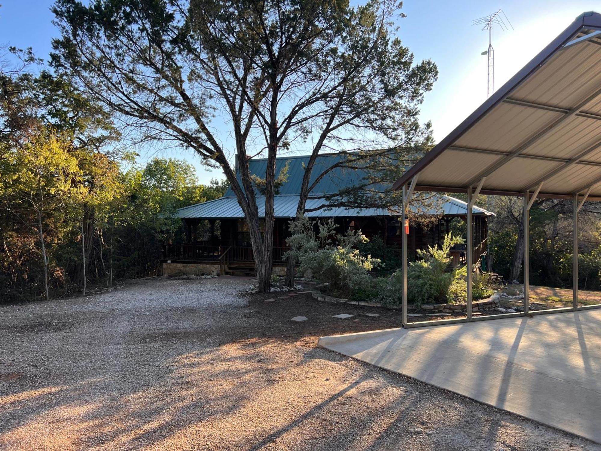 Lake Whitney Log Cabin Lakewood Harbor Exterior photo